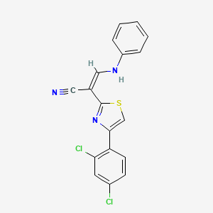 (Z)-3-anilino-2-[4-(2,4-dichlorophenyl)-1,3-thiazol-2-yl]prop-2-enenitrile