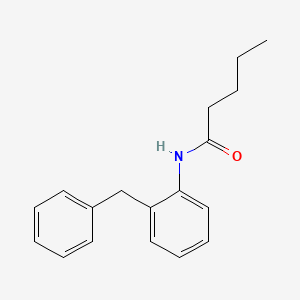 molecular formula C18H21NO B4584275 N-(2-苄基苯基)戊酰胺 