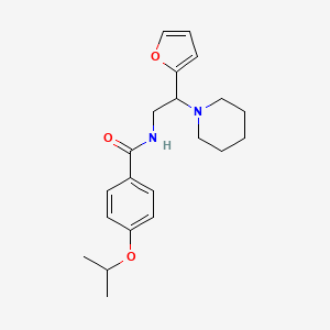 N-[2-(furan-2-yl)-2-(piperidin-1-yl)ethyl]-4-(propan-2-yloxy)benzamide