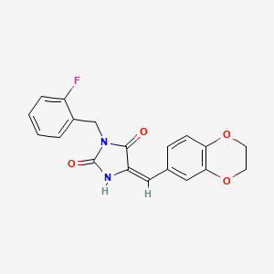 (5E)-5-(2,3-dihydro-1,4-benzodioxin-6-ylmethylidene)-3-[(2-fluorophenyl)methyl]imidazolidine-2,4-dione