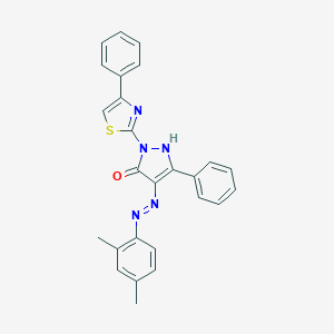 (4Z)-4-[2-(2,4-dimethylphenyl)hydrazinylidene]-5-phenyl-2-(4-phenyl-1,3-thiazol-2-yl)-2,4-dihydro-3H-pyrazol-3-one