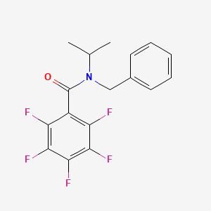 molecular formula C17H14F5NO B4697496 N-benzyl-2,3,4,5,6-pentafluoro-N-isopropylbenzamide 