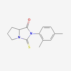 2-(2,4-dimethylphenyl)-3-thioxohexahydro-1H-pyrrolo[1,2-c]imidazol-1-one