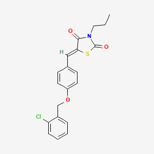 molecular formula C20H18ClNO3S B4753639 5-{4-[(2-chlorobenzyl)oxy]benzylidene}-3-propyl-1,3-thiazolidine-2,4-dione 