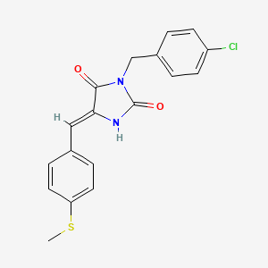 molecular formula C18H15ClN2O2S B4781294 (5Z)-3-[(4-Chlorophenyl)methyl]-5-{[4-(methylsulfanyl)phenyl]methylidene}imidazolidine-2,4-dione 