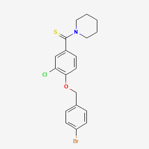 1-({4-[(4-bromobenzyl)oxy]-3-chlorophenyl}carbonothioyl)piperidine