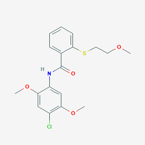 N-(4-chloro-2,5-dimethoxyphenyl)-2-[(2-methoxyethyl)sulfanyl]benzamide