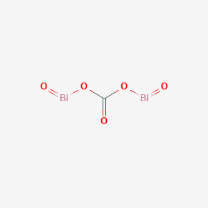 molecular formula (BiO)2CO3<br>CBi2O5 B048179 碳酸氢铋 CAS No. 5892-10-4