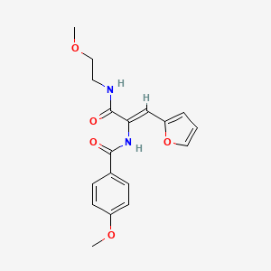 (2Z)-3-(furan-2-yl)-N-(2-methoxyethyl)-2-[(4-methoxyphenyl)formamido]prop-2-enamide