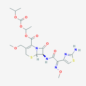 molecular formula C21H27N5O9S2 B049767 1-丙烷-2-氧羰基氧乙基 (6R,7R)-7-[[(2E)-2-(2-氨基-1,3-噻唑-4-基)-2-甲氧基亚氨基乙酰]氨基]-3-(甲氧基甲基)-8-氧代-5-硫杂-1-氮杂双环[4.2.0]辛-2-烯-2-羧酸酯 CAS No. 947692-13-9