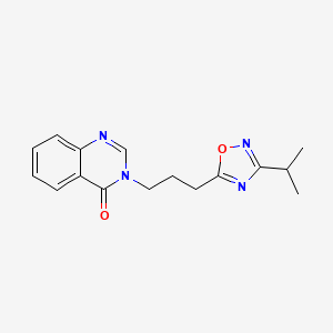 molecular formula C16H18N4O2 B5100332 3-[3-(3-isopropyl-1,2,4-oxadiazol-5-yl)propyl]-4(3H)-quinazolinone 