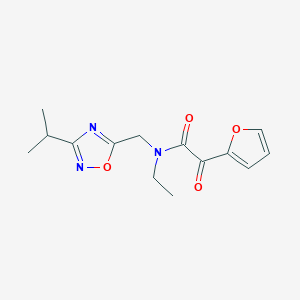 molecular formula C14H17N3O4 B5174370 N-ethyl-2-(2-furyl)-N-[(3-isopropyl-1,2,4-oxadiazol-5-yl)methyl]-2-oxoacetamide 