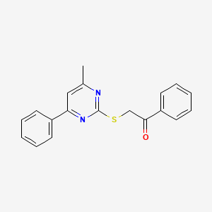 2-[(4-Methyl-6-phenylpyrimidin-2-yl)sulfanyl]-1-phenylethanone