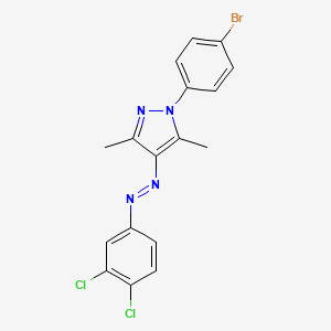 [1-(4-Bromophenyl)-3,5-dimethylpyrazol-4-yl]-(3,4-dichlorophenyl)diazene