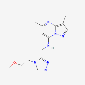 molecular formula C15H21N7O B5267896 N-{[4-(2-methoxyethyl)-4H-1,2,4-triazol-3-yl]methyl}-2,3,5-trimethylpyrazolo[1,5-a]pyrimidin-7-amine 