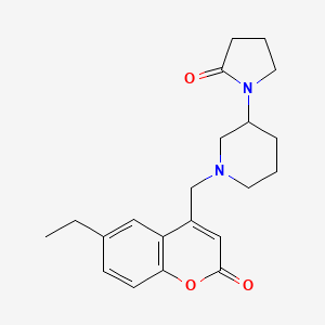 1-{1-[(6-ethyl-2-oxo-2H-chromen-4-yl)methyl]piperidin-3-yl}pyrrolidin-2-one