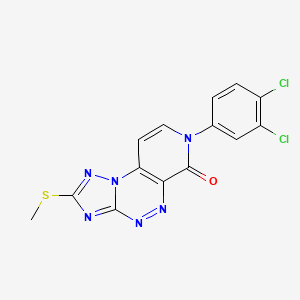 molecular formula C14H8Cl2N6OS B5299676 7-(3,4-dichlorophenyl)-2-(methylthio)pyrido[4,3-e][1,2,4]triazolo[5,1-c][1,2,4]triazin-6(7H)-one 