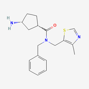 molecular formula C18H23N3OS B5379298 rel-(1S,3R)-3-amino-N-benzyl-N-[(4-methyl-1,3-thiazol-5-yl)methyl]cyclopentanecarboxamide hydrochloride 