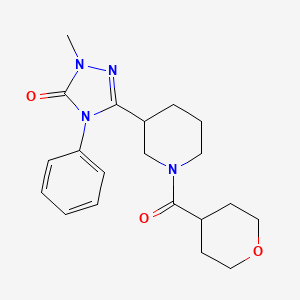 molecular formula C20H26N4O3 B5404779 2-methyl-4-phenyl-5-[1-(tetrahydro-2H-pyran-4-ylcarbonyl)piperidin-3-yl]-2,4-dihydro-3H-1,2,4-triazol-3-one 