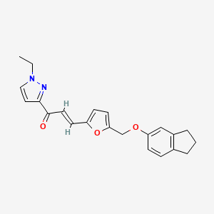 (E)-3-{5-[(2,3-DIHYDRO-1H-INDEN-5-YLOXY)METHYL]-2-FURYL}-1-(1-ETHYL-1H-PYRAZOL-3-YL)-2-PROPEN-1-ONE