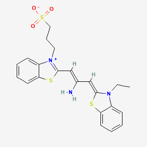 molecular formula C22H23N3O3S3 B5451141 3-{2-[2-amino-3-(3-ethyl-1,3-benzothiazol-2(3H)-ylidene)-1-propen-1-yl]-1,3-benzothiazol-3-ium-3-yl}-1-propanesulfonate 