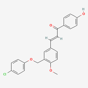 (E)-3-[3-[(4-chlorophenoxy)methyl]-4-methoxyphenyl]-1-(4-hydroxyphenyl)prop-2-en-1-one