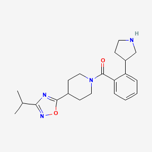 molecular formula C21H28N4O2 B5488982 4-(3-isopropyl-1,2,4-oxadiazol-5-yl)-1-[2-(3-pyrrolidinyl)benzoyl]piperidine hydrochloride 