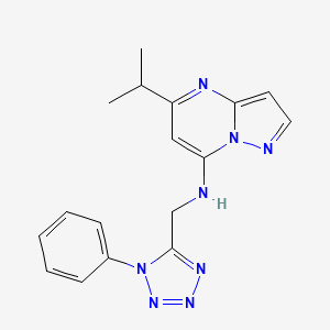 molecular formula C17H18N8 B5499566 5-isopropyl-N-[(1-phenyl-1H-tetrazol-5-yl)methyl]pyrazolo[1,5-a]pyrimidin-7-amine 