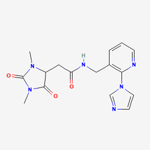 molecular formula C16H18N6O3 B5500306 2-(1,3-dimethyl-2,5-dioxoimidazolidin-4-yl)-N-{[2-(1H-imidazol-1-yl)pyridin-3-yl]methyl}acetamide 