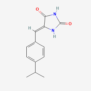 molecular formula C13H14N2O2 B5502345 5-(4-异丙基亚苄基)-2,4-咪唑烷二酮 