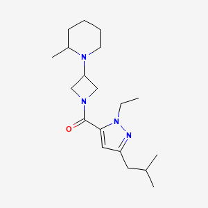molecular formula C19H32N4O B5503275 1-{1-[(1-乙基-3-异丁基-1H-吡唑-5-基)羰基]-3-氮杂环丁基}-2-甲基哌啶 