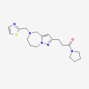 molecular formula C18H25N5OS B5503909 2-[3-oxo-3-(1-pyrrolidinyl)propyl]-5-(1,3-thiazol-2-ylmethyl)-5,6,7,8-tetrahydro-4H-pyrazolo[1,5-a][1,4]diazepine 