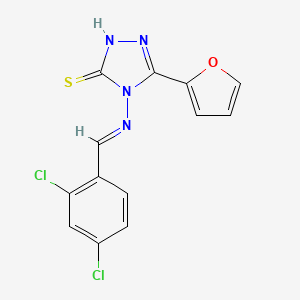 molecular formula C13H8Cl2N4OS B5505256 4-[(2,4-二氯苄亚胺基)氨基]-5-(2-呋喃基)-4H-1,2,4-三唑-3-硫醇 