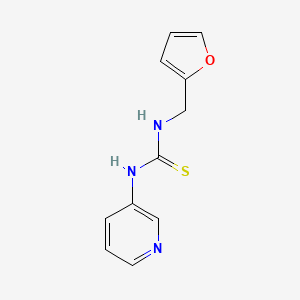 molecular formula C11H11N3OS B5505577 N-(2-呋喃甲基)-N'-3-吡啶基硫脲 