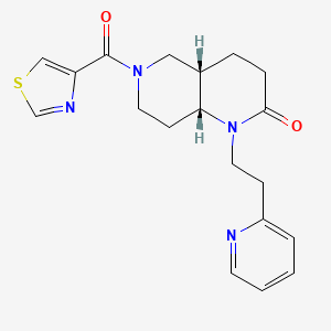 molecular formula C19H22N4O2S B5506150 (4aS*,8aR*)-1-(2-pyridin-2-ylethyl)-6-(1,3-thiazol-4-ylcarbonyl)octahydro-1,6-naphthyridin-2(1H)-one 