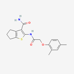 molecular formula C18H20N2O3S B5506783 2-{[(2,4-二甲基苯氧基)乙酰]氨基}-5,6-二氢-4H-环戊[b]噻吩-3-甲酰胺 