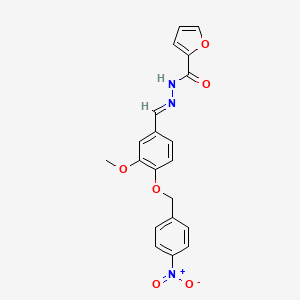 molecular formula C20H17N3O6 B5509066 N'-{3-甲氧基-4-[(4-硝基苄基)氧基]苯亚甲基}-2-呋喃酰肼 