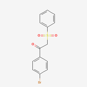 molecular formula C14H11BrO3S B5509756 1-(4-溴苯基)-2-(苯磺酰基)乙酮 