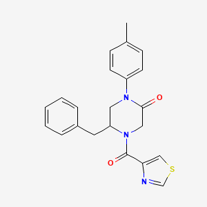 molecular formula C22H21N3O2S B5510162 5-苄基-1-(4-甲基苯基)-4-(1,3-噻唑-4-酰羰基)-2-哌嗪酮 