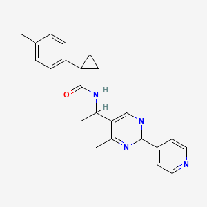 molecular formula C23H24N4O B5512135 1-(4-methylphenyl)-N-[1-(4-methyl-2-pyridin-4-ylpyrimidin-5-yl)ethyl]cyclopropanecarboxamide 