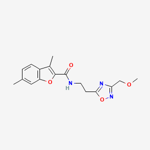 molecular formula C17H19N3O4 B5513400 N-{2-[3-(methoxymethyl)-1,2,4-oxadiazol-5-yl]ethyl}-3,6-dimethyl-1-benzofuran-2-carboxamide 