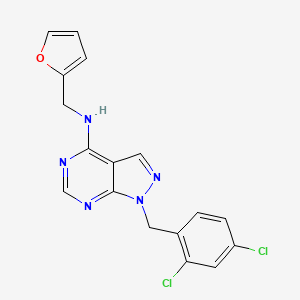 molecular formula C17H13Cl2N5O B5515812 1-(2,4-dichlorobenzyl)-N-(2-furylmethyl)-1H-pyrazolo[3,4-d]pyrimidin-4-amine 