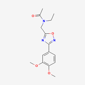 molecular formula C15H19N3O4 B5516966 N-{[3-(3,4-dimethoxyphenyl)-1,2,4-oxadiazol-5-yl]methyl}-N-ethylacetamide 
