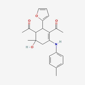 molecular formula C22H25NO4 B5518146 1,1'-{2-(2-呋喃基)-6-羟基-6-甲基-4-[(4-甲苯基)氨基]-3-环己烯-1,3-二基}二乙酮 