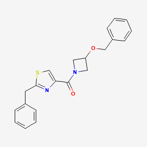 molecular formula C21H20N2O2S B5518545 2-benzyl-4-{[3-(benzyloxy)-1-azetidinyl]carbonyl}-1,3-thiazole 