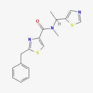 molecular formula C17H17N3OS2 B5518593 2-benzyl-N-methyl-N-[1-(1,3-thiazol-5-yl)ethyl]-1,3-thiazole-4-carboxamide 