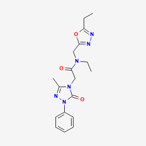 molecular formula C18H22N6O3 B5519137 N-ethyl-N-[(5-ethyl-1,3,4-oxadiazol-2-yl)methyl]-2-(3-methyl-5-oxo-1-phenyl-1,5-dihydro-4H-1,2,4-triazol-4-yl)acetamide 