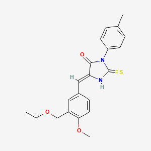 molecular formula C21H22N2O3S B5519276 5-[3-(ethoxymethyl)-4-methoxybenzylidene]-3-(4-methylphenyl)-2-thioxo-4-imidazolidinone 