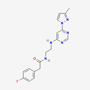 molecular formula C18H19FN6O B5520276 2-(4-氟苯基)-N-(2-{[6-(3-甲基-1H-吡唑-1-基)-4-嘧啶基]氨基}乙基)乙酰胺 