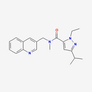 molecular formula C20H24N4O B5520315 1-ethyl-3-isopropyl-N-methyl-N-(3-quinolinylmethyl)-1H-pyrazole-5-carboxamide 